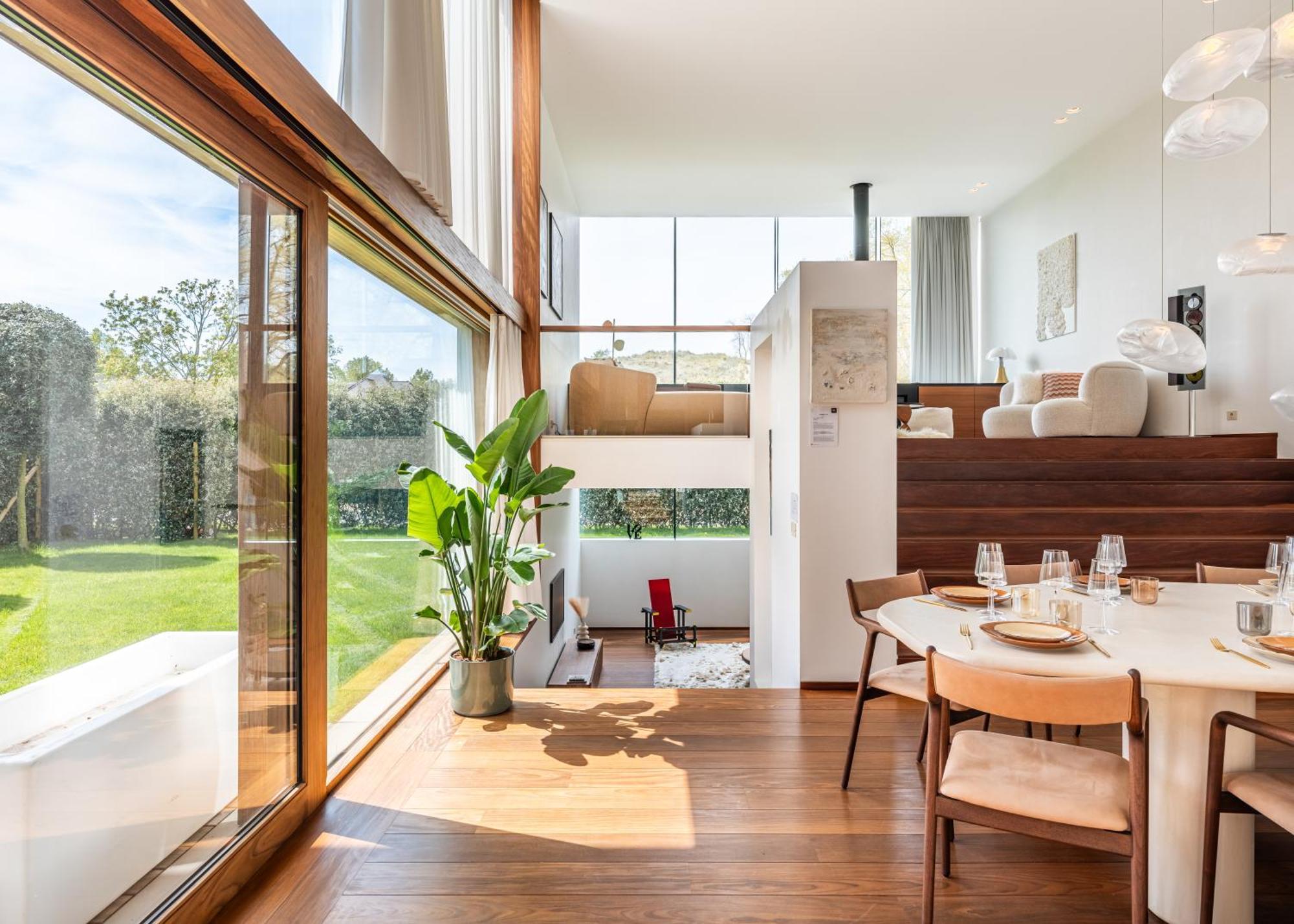 Picasso - Lux Living Villa